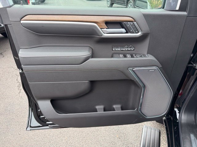 New 2026 Chevrolet Silverado 1500 High Country w/ Midnight Edition AWD/4WD image 21