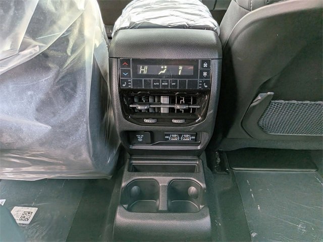 New 2025 Jeep Grand Cherokee L Limited image 13