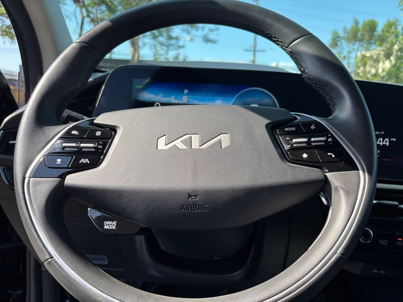 Used 2024 Kia Niro Wind FWD image 35