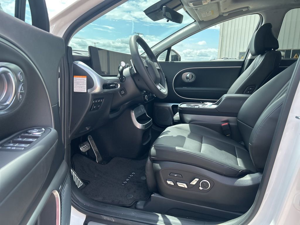 New 2026 Hyundai Ioniq 9 Calligraphy image 20