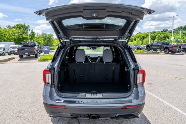 New 2026 Ford Explorer ST-Line AWD/4WD image 5