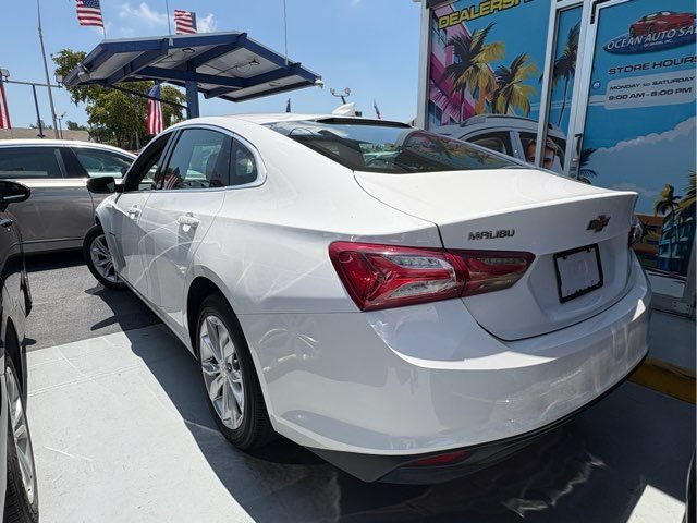 Used 2022 Chevrolet Malibu LT FWD image 7