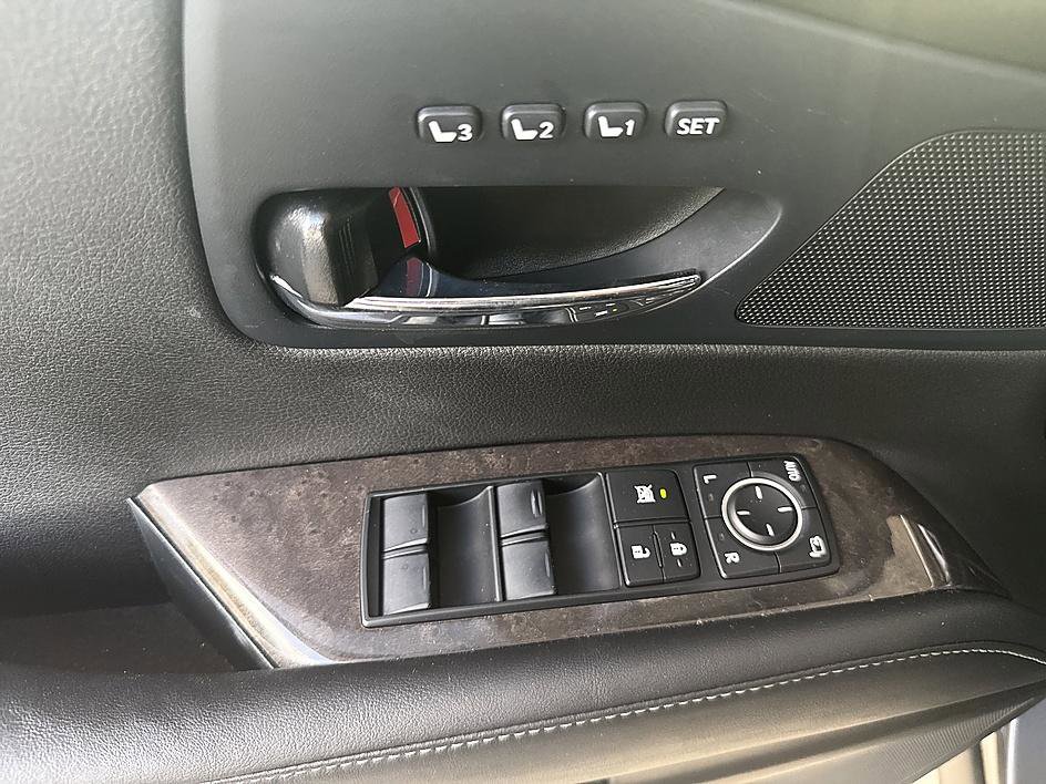 Used 2015 Lexus RX 350 F Sport w/ Navigation Package AWD/4WD image 25