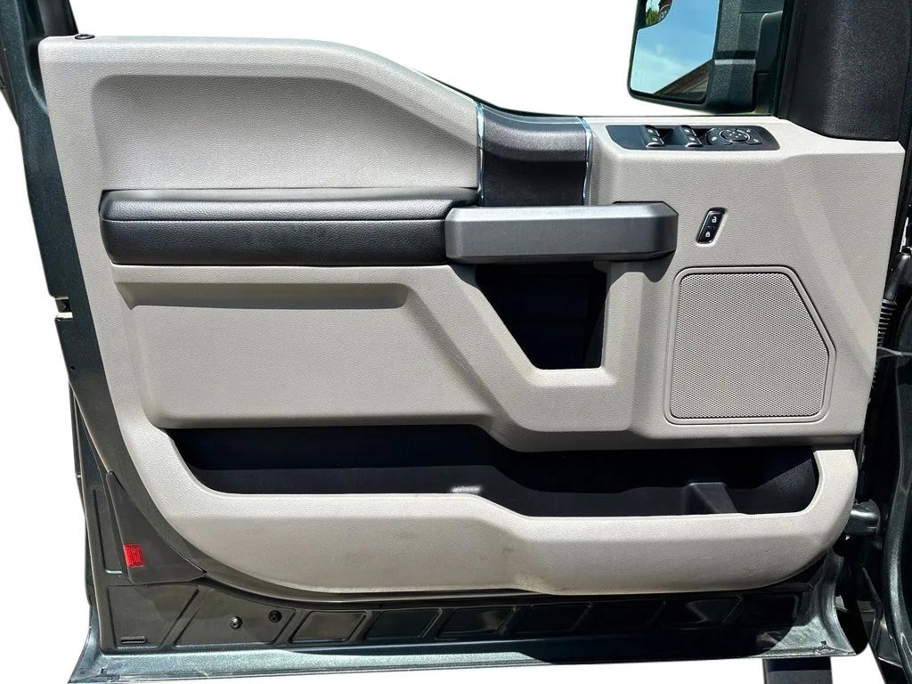 Used 2018 Ford F150 XLT AWD/4WD image 21