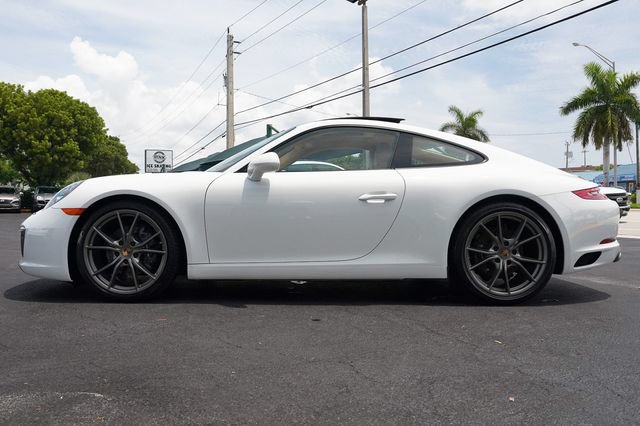Used 2017 Porsche 911 Carrera image 4