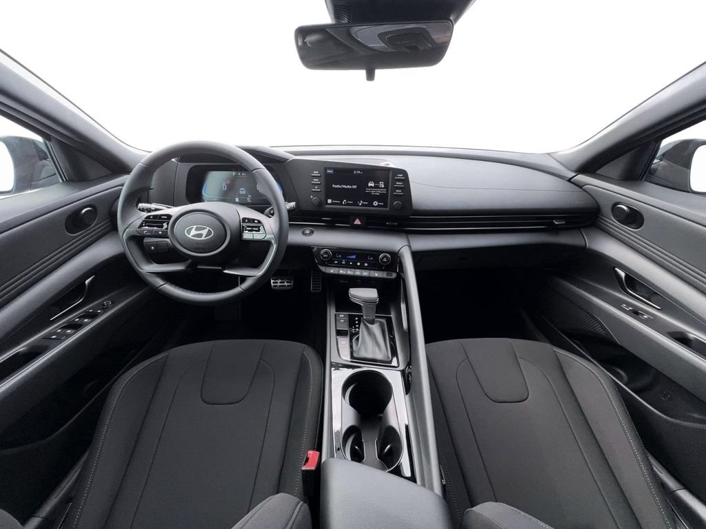 New 2026 Hyundai Elantra SEL Sport Premium w/ Cargo Package FWD image 15