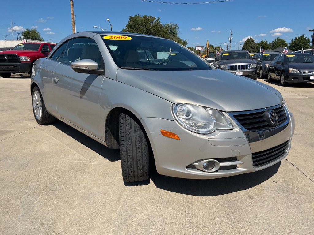 Used 2009 Volkswagen Eos Komfort image 3