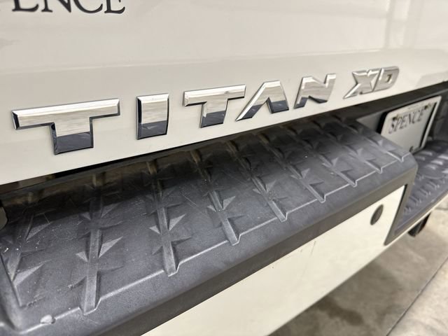 Used 2017 Nissan Titan SV image 27