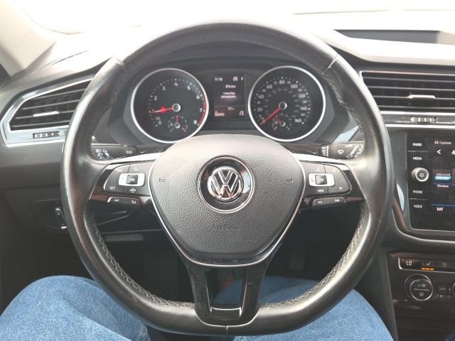 Used 2019 Volkswagen Tiguan SE AWD/4WD image 34