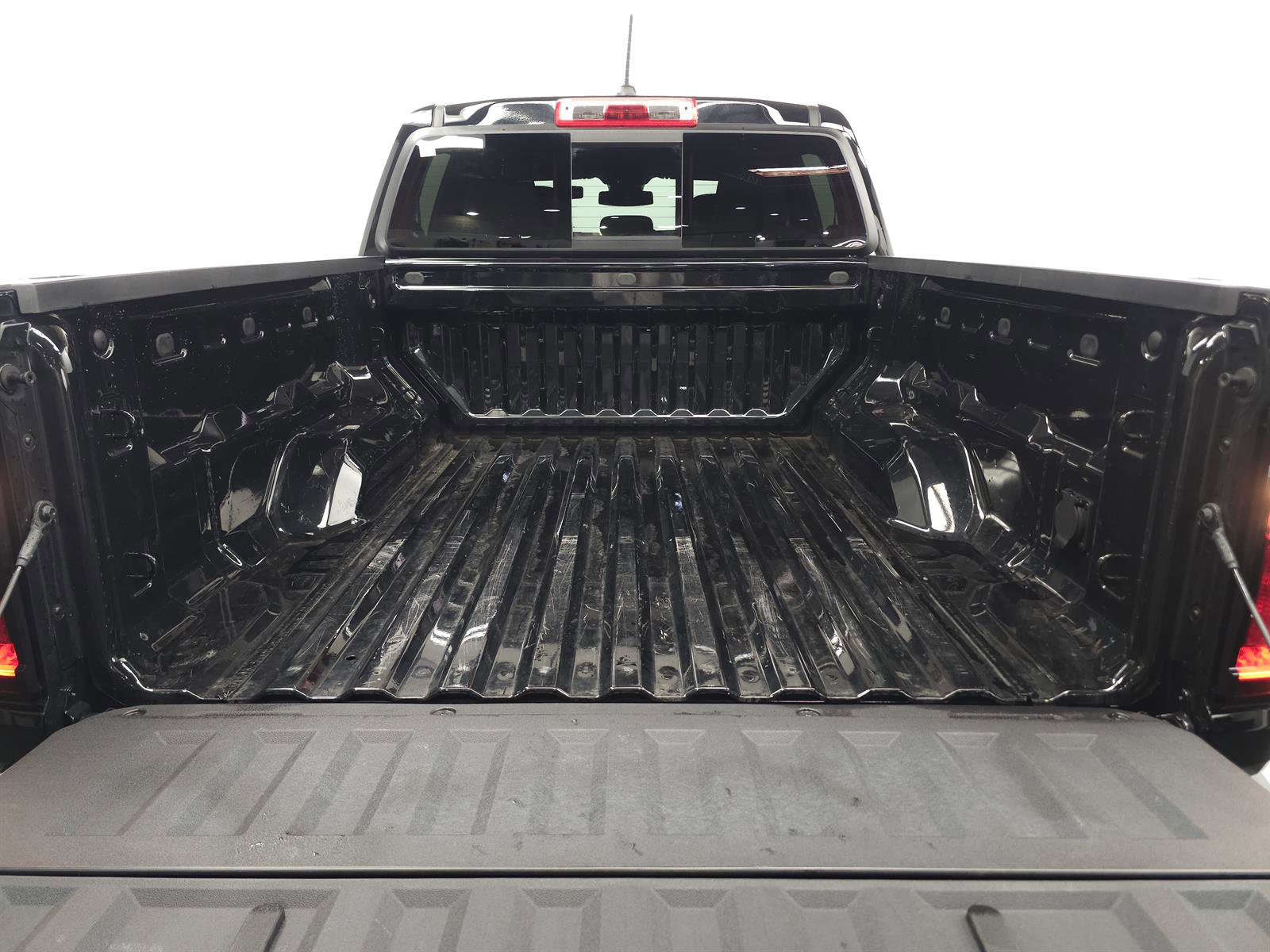 Used 2024 GMC Canyon Elevation w/ Convenience Package RWD image 10