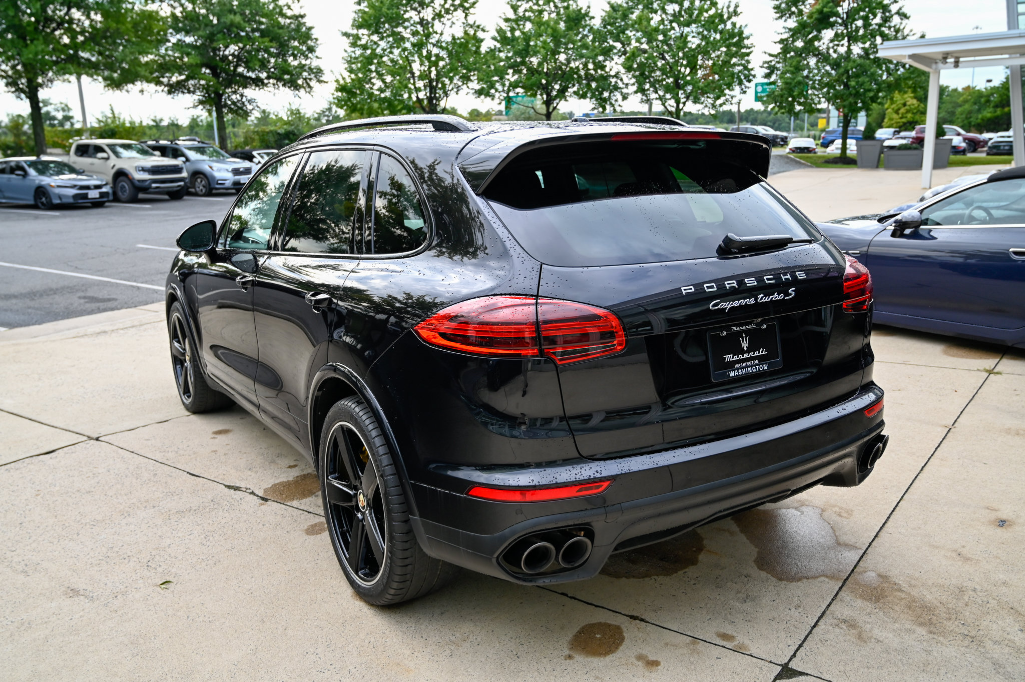 Used 2016 Porsche Cayenne Turbo S AWD/4WD image 7