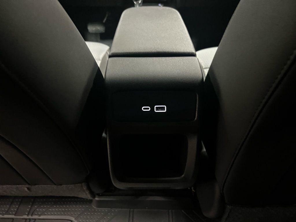 New 2026 Chevrolet Trax LT image 28