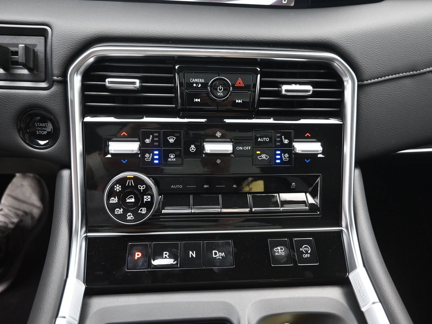 New 2025 Nissan Armada Platinum Reserve AWD/4WD image 17