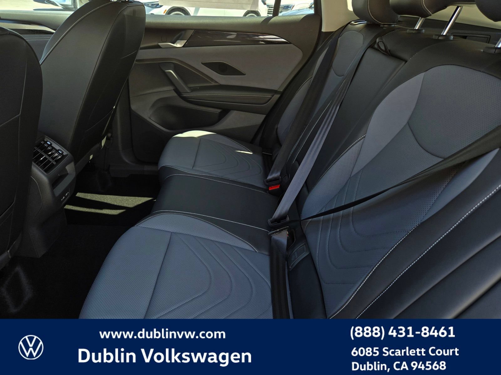 New 2026 Volkswagen Tiguan SE AWD/4WD image 10