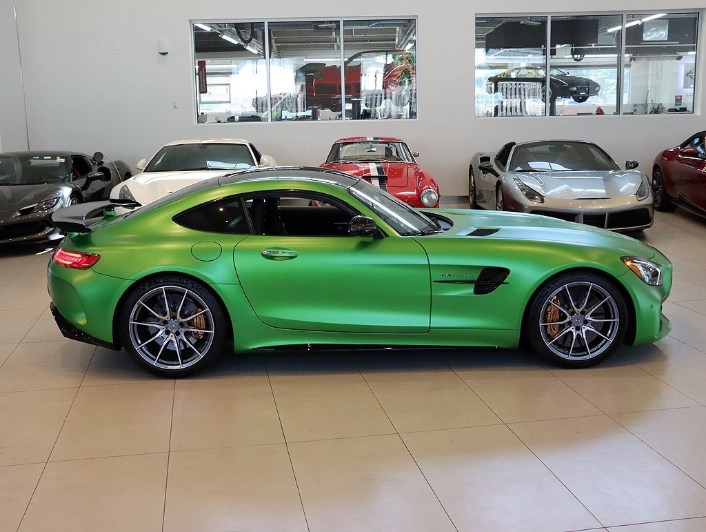 Used 2018 Mercedes-Benz AMG GT R image 20