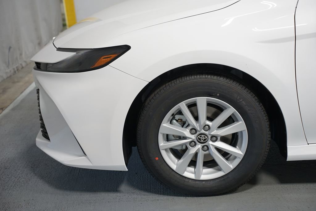 New 2026 Toyota Camry LE image 5