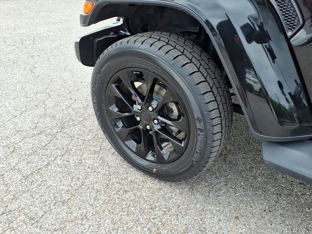 Used 2023 Jeep Gladiator Overland AWD/4WD image 9