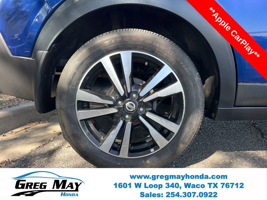 Used 2020 Nissan Kicks SV image 9