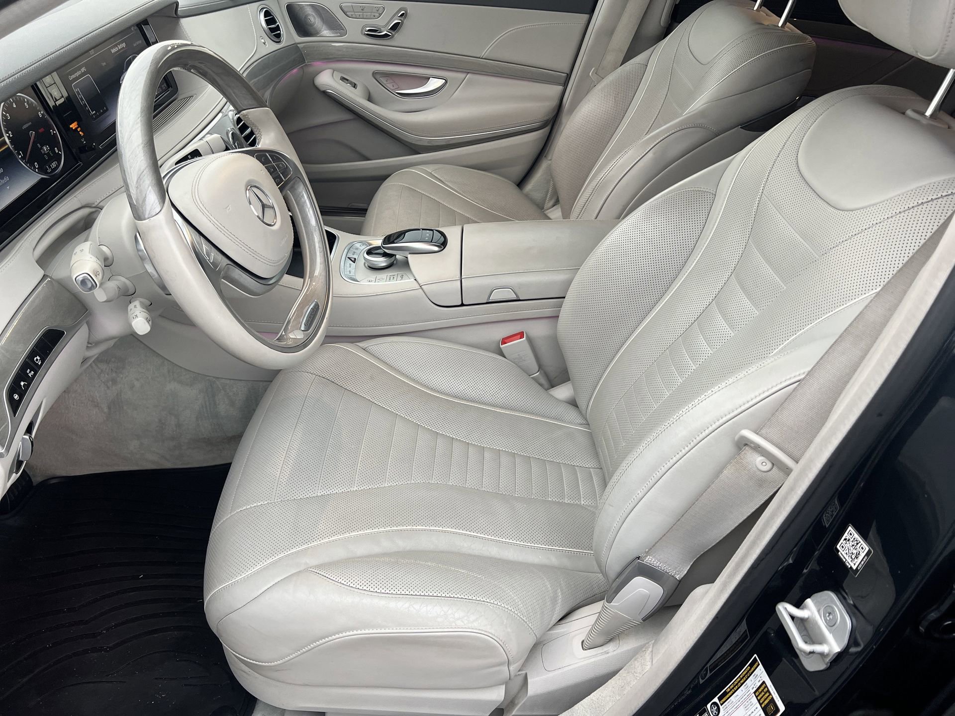 Used 2015 Mercedes-Benz S 550 Sedan image 21