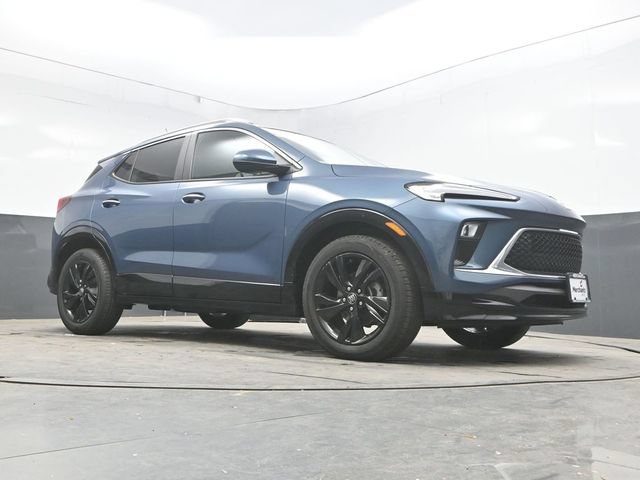 Used 2024 Buick Encore GX Sport Touring FWD image 37