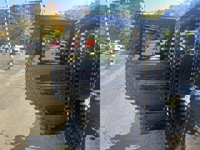 Used 2022 Ford Expedition Platinum image 15