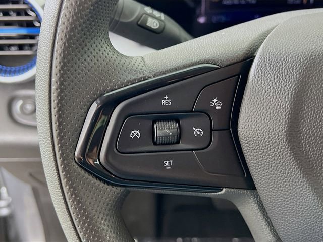 Used 2025 Chevrolet Trax LT image 13