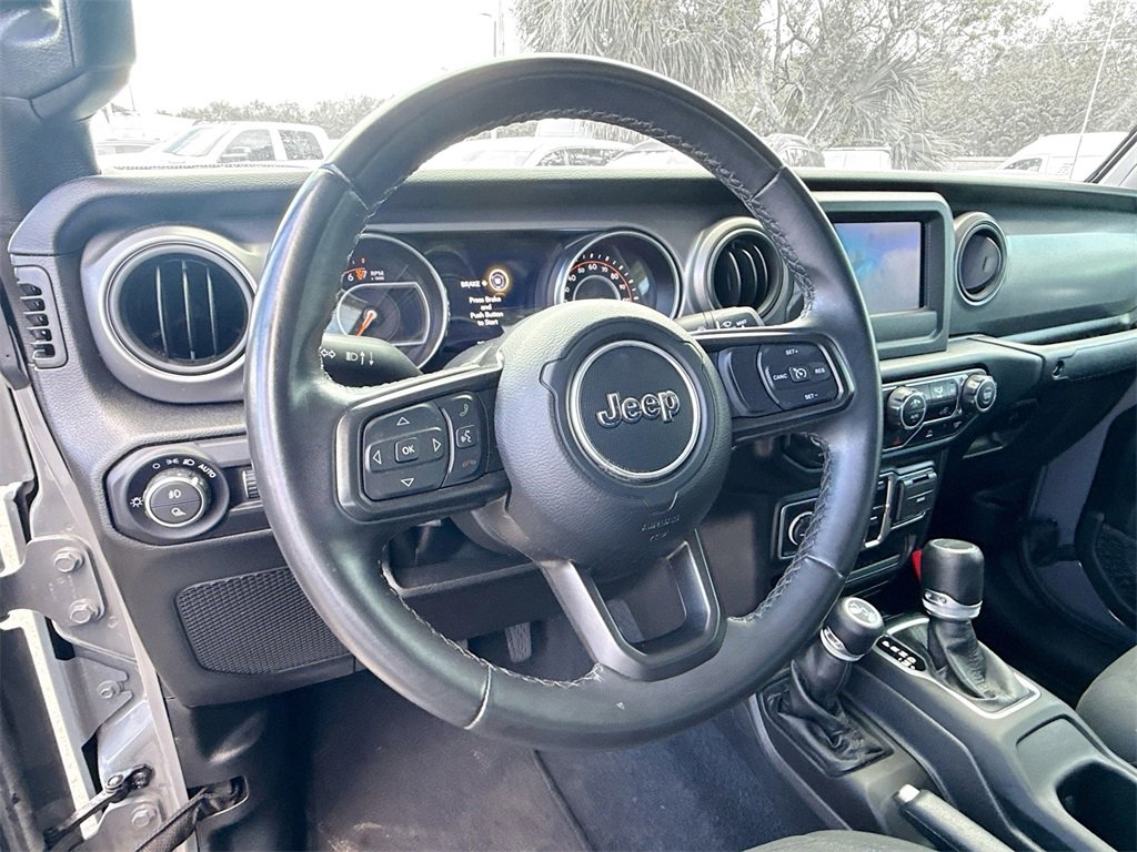 Used 2022 Jeep Gladiator Sport image 13