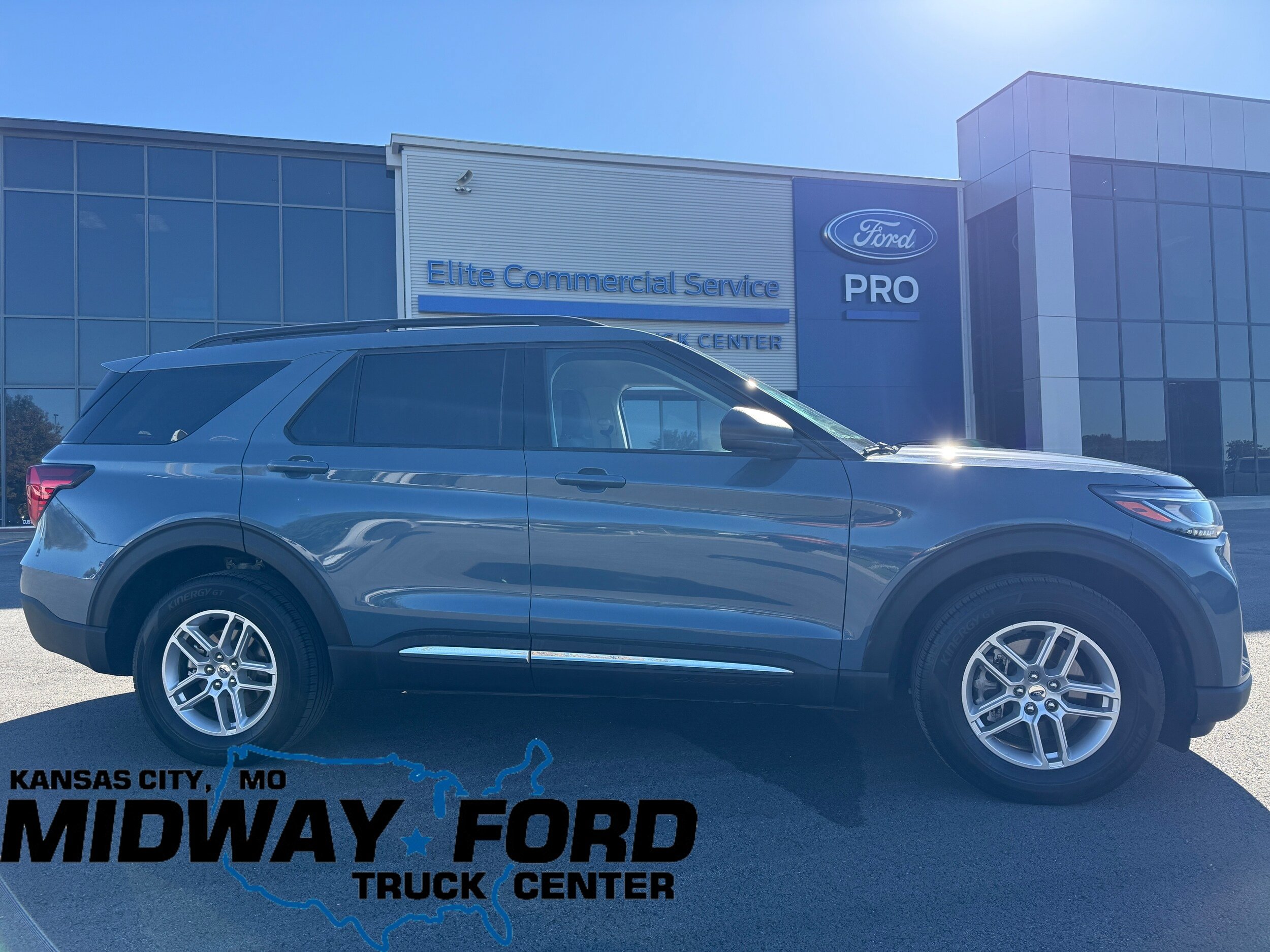 Used 2025 Ford Explorer Active