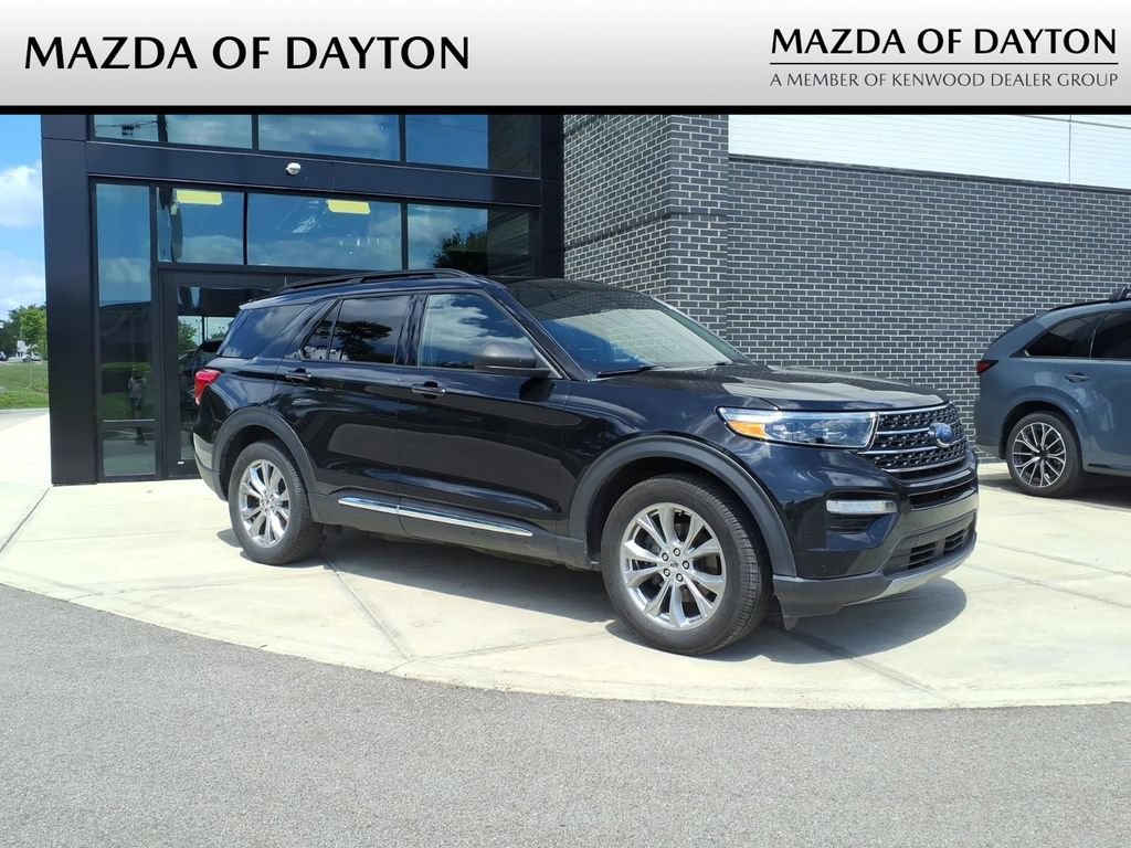 Used 2020 Ford Explorer XLT w/ Equipment Group 202A AWD/4WD image 1