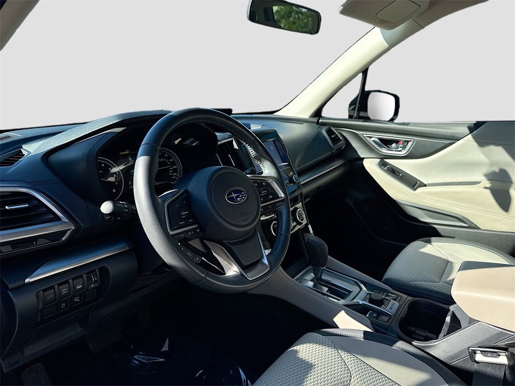 Used 2024 Subaru Forester Premium image 9