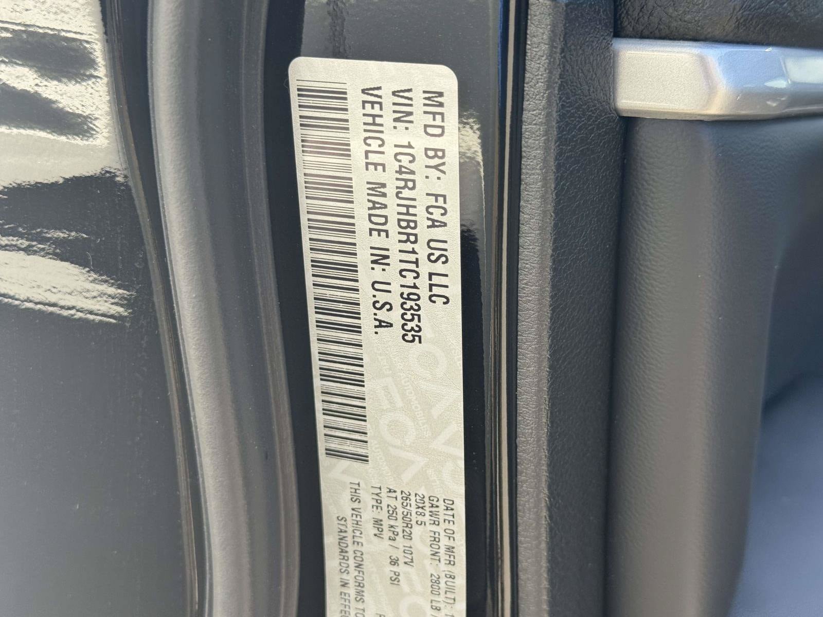 Used 2026 Jeep Grand Cherokee Limited w/ Limited Altitude Package AWD/4WD image 32