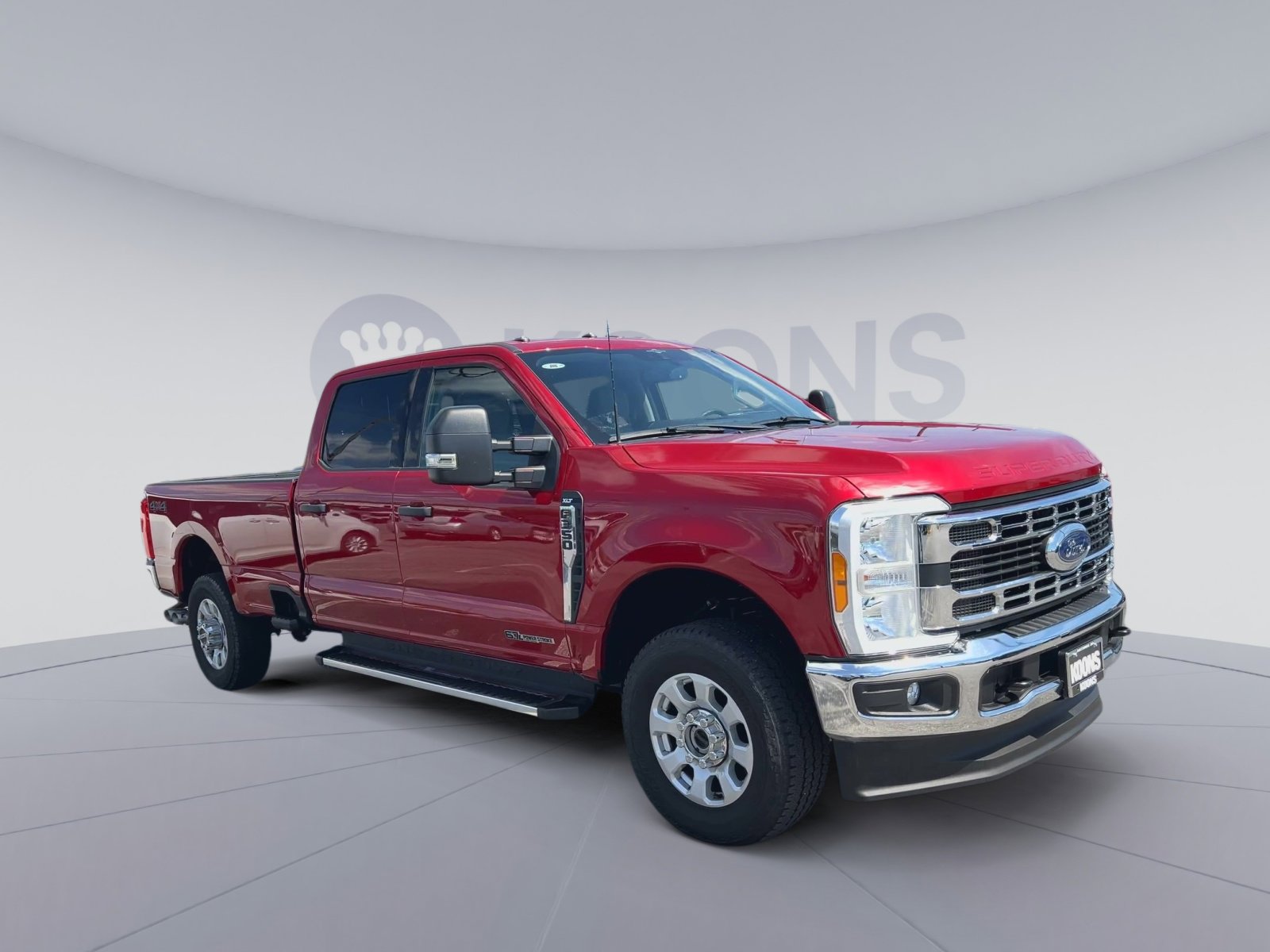 Used 2023 Ford F350 XLT AWD/4WD image 4