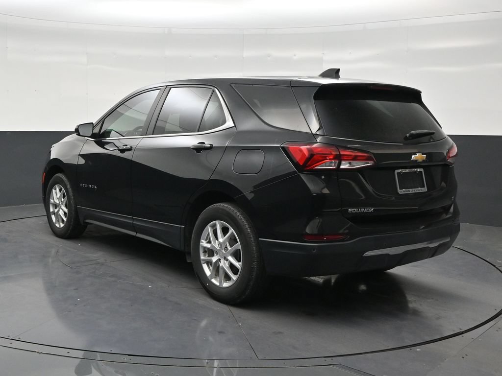 Used 2024 Chevrolet Equinox LT FWD image 3