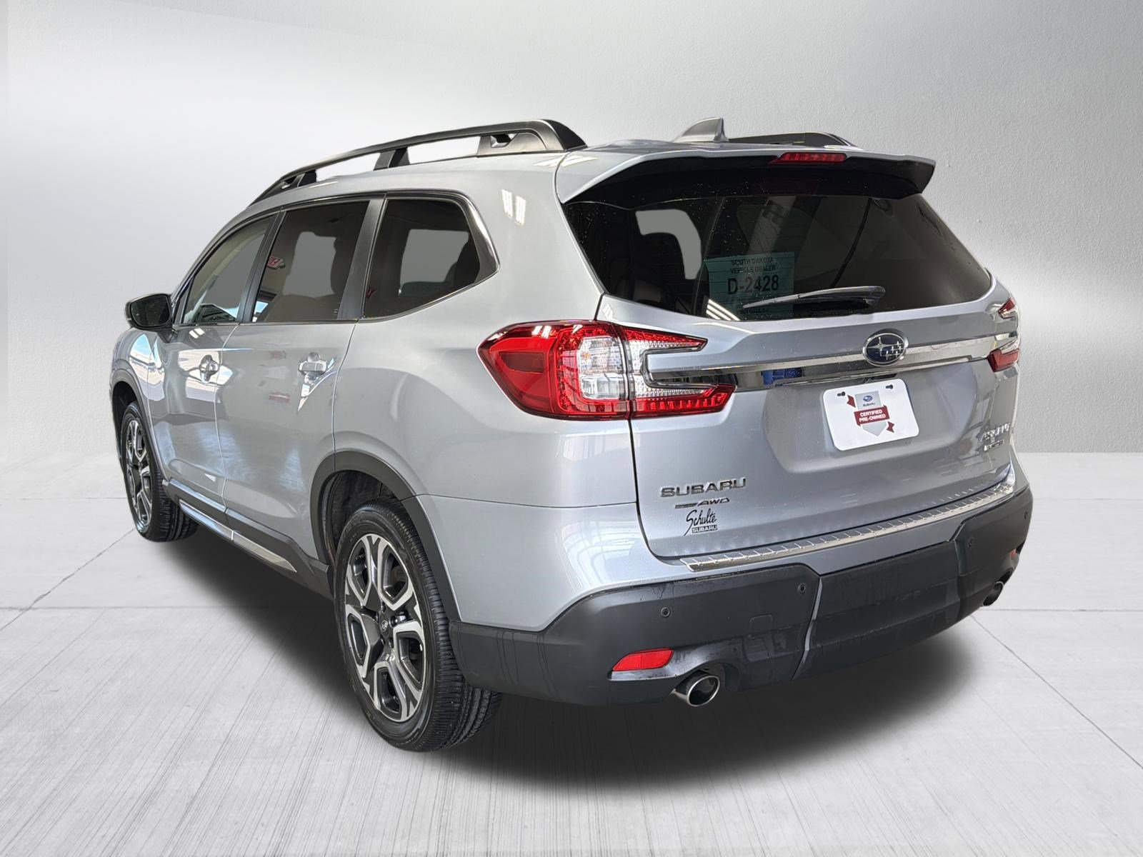 Certified 2025 Subaru Ascent Limited AWD/4WD image 5