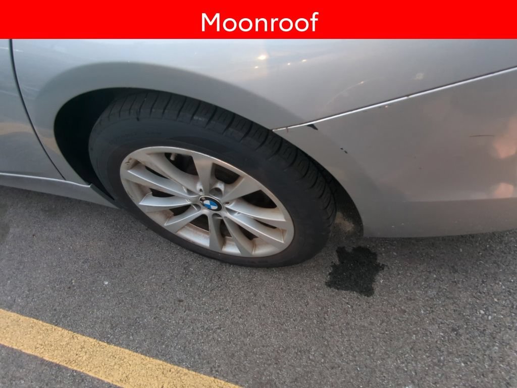 Used 2016 BMW 320i xDrive Sedan AWD/4WD image 5