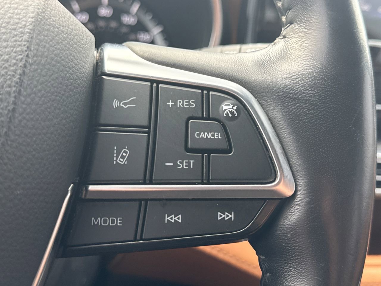 Used 2020 Toyota Highlander Platinum image 29