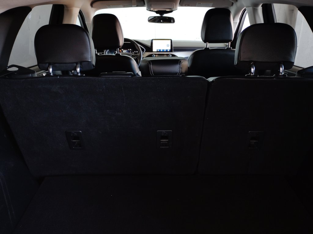 Used 2022 Ford Escape SEL FWD image 19