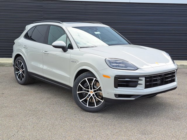 New 2026 Porsche Cayenne E-Hybrid image 9