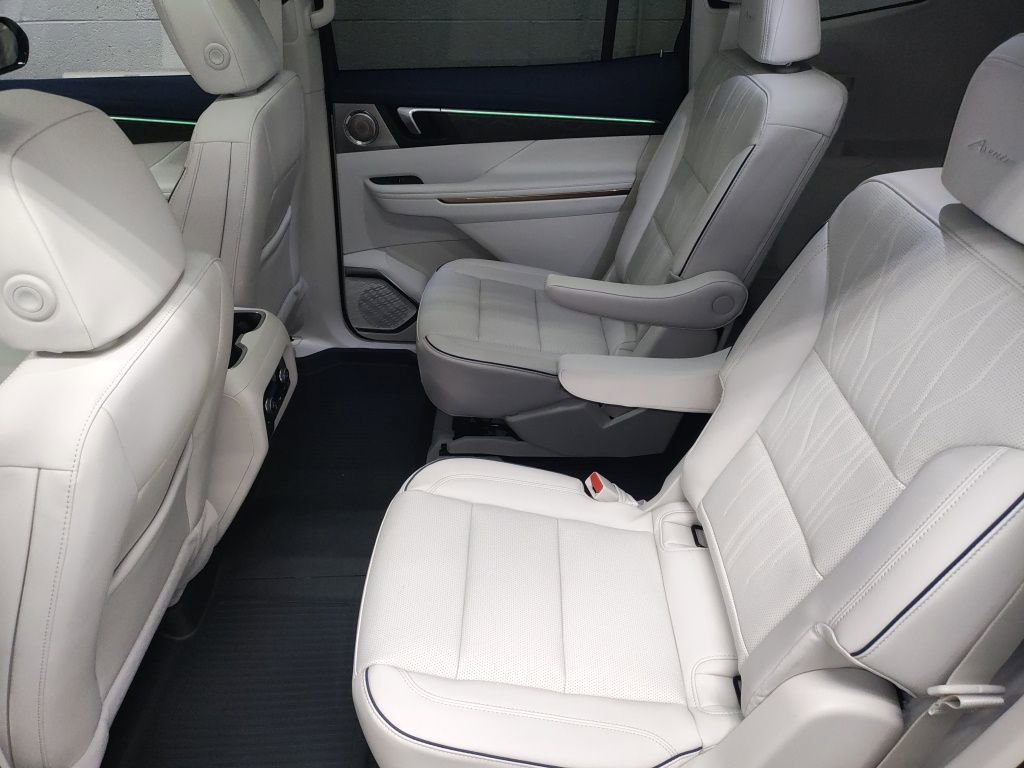 New 2026 Buick Enclave Avenir w/ Super Cruise Package image 28