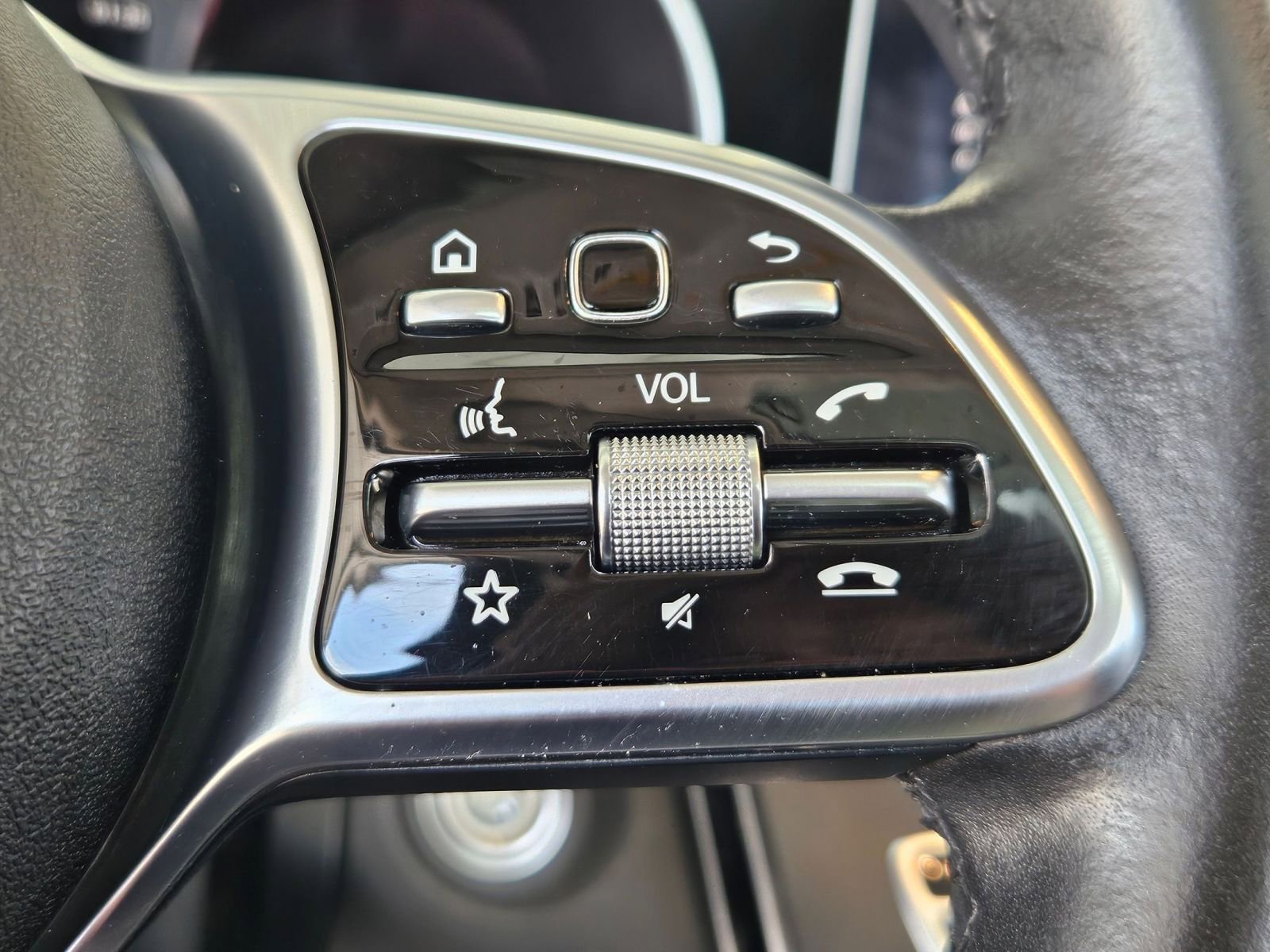Used 2019 Mercedes-Benz C 300 Sedan image 14