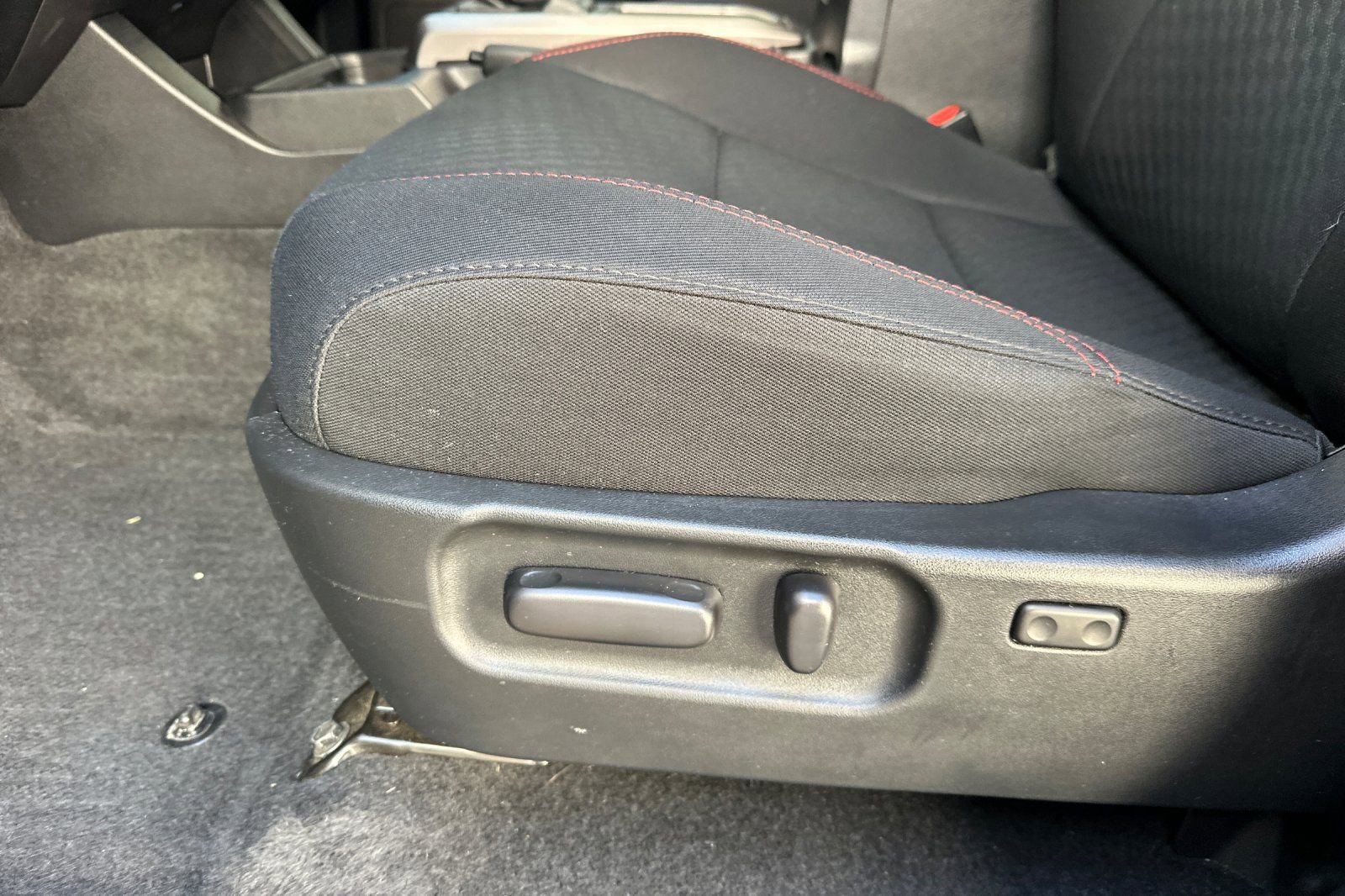 Certified 2022 Toyota Tacoma SR5 image 14