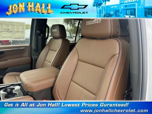 New 2026 Chevrolet Suburban High Country image 21