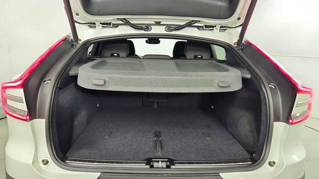 Certified 2023 Volvo C40 P8 Recharge Ultimate AWD/4WD image 38