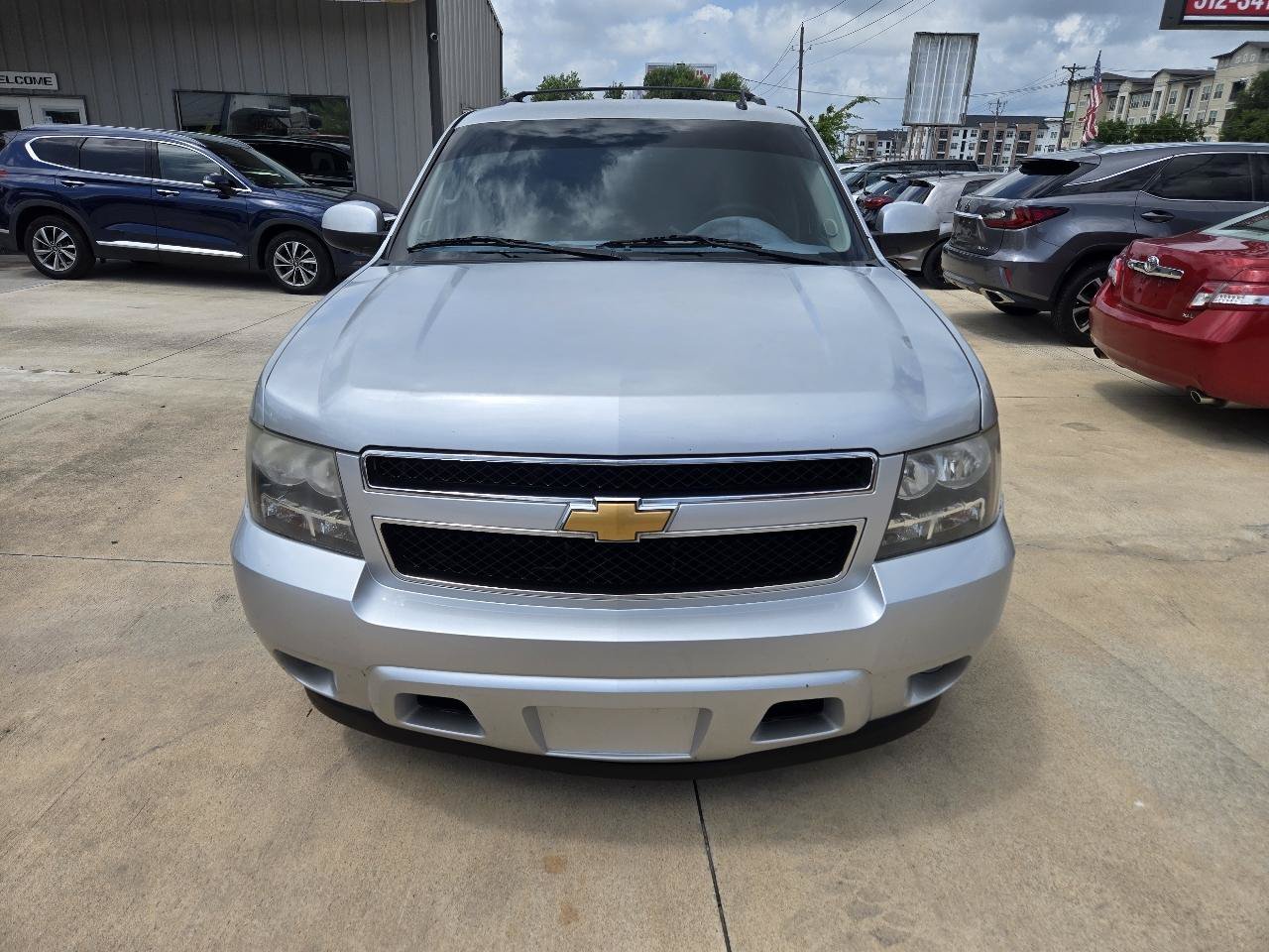 Used 2014 Chevrolet Tahoe LS RWD image 2