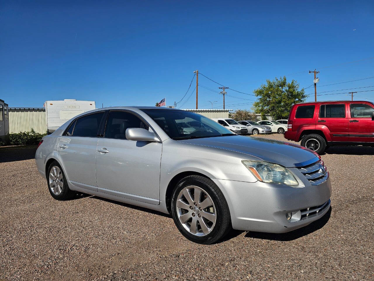 Used 2006 Toyota Avalon XLS image 2