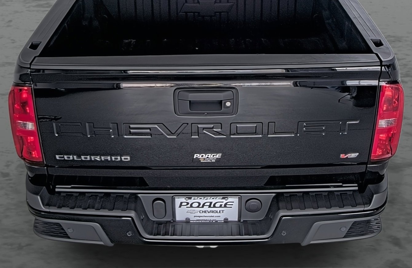 Used 2022 Chevrolet Colorado Z71 w/ Z71 Midnight Edition image 12