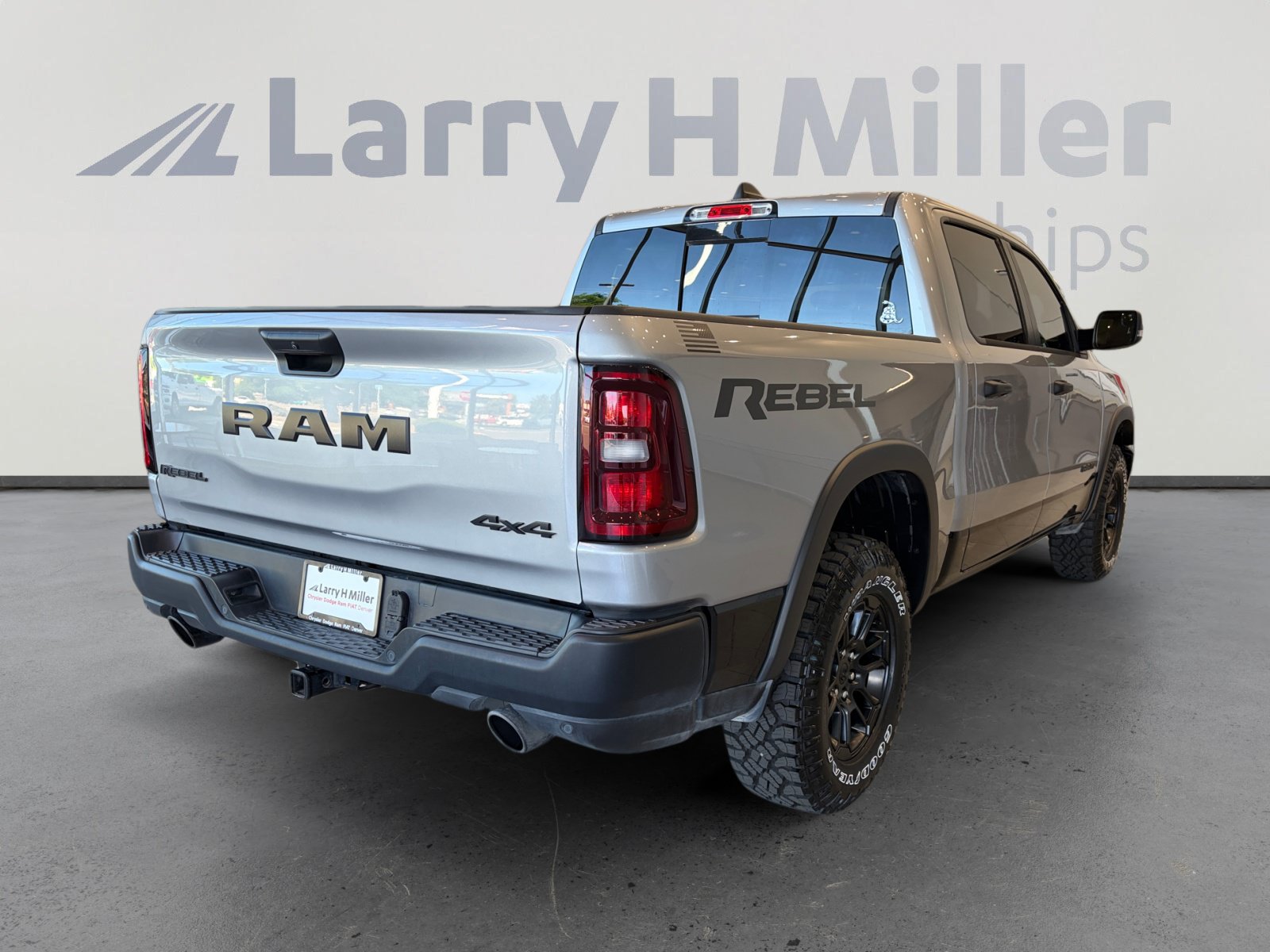 Used 2025 RAM 1500 Rebel w/ Rebel Level 1 Equipment Group AWD/4WD image 5