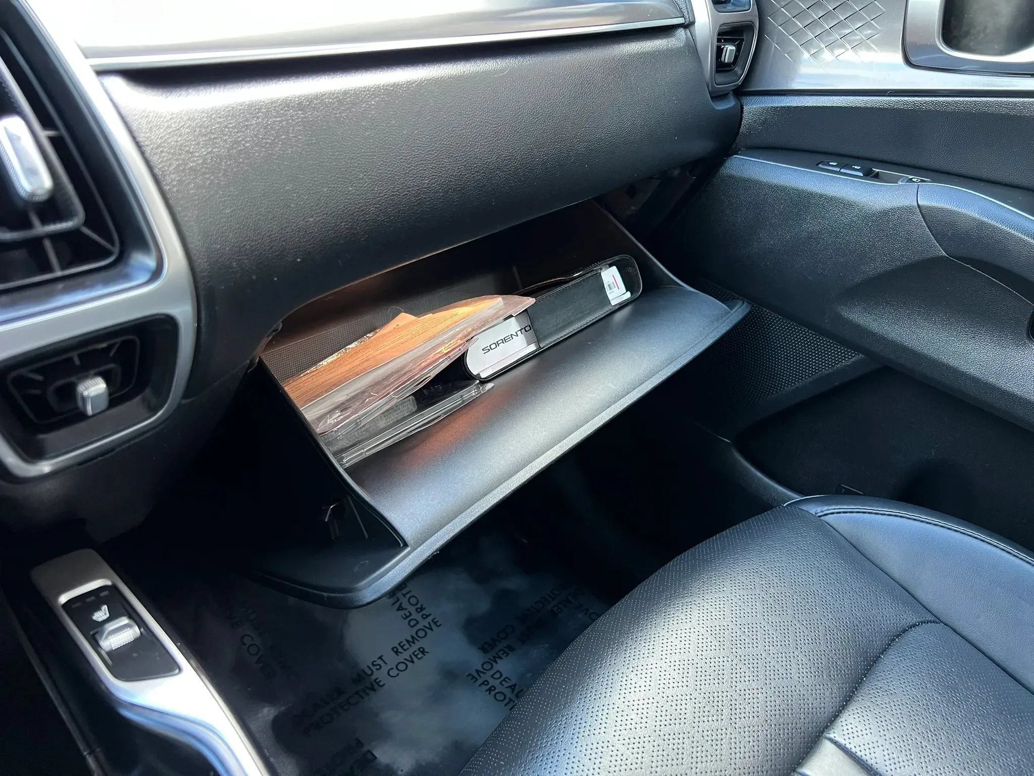 Used 2021 Kia Sorento S w/ Panoramic Sunroof Package AWD/4WD image 34