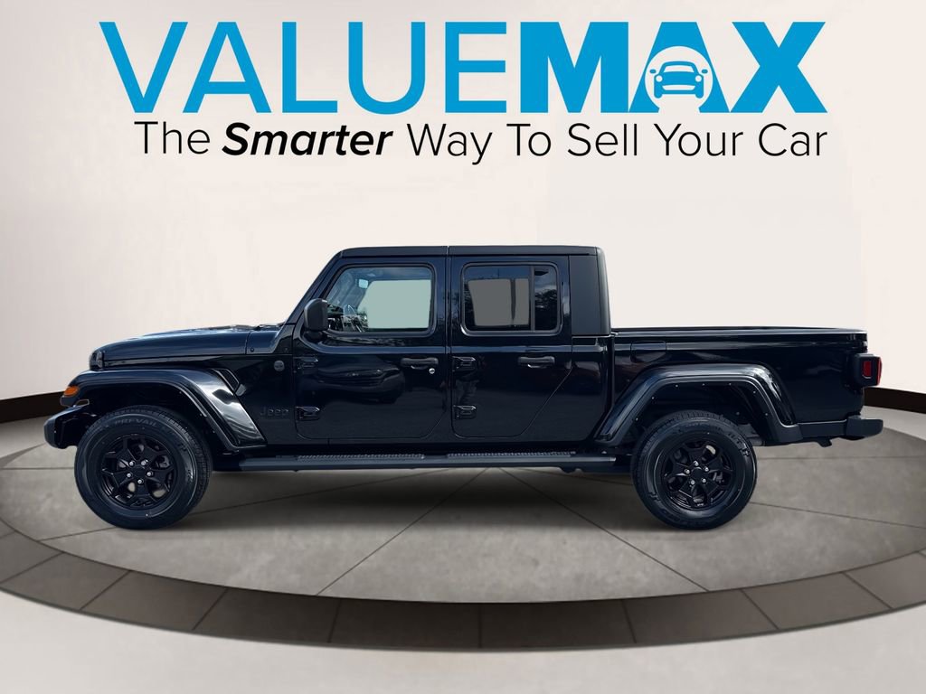 Used 2022 Jeep Gladiator Sport image 7