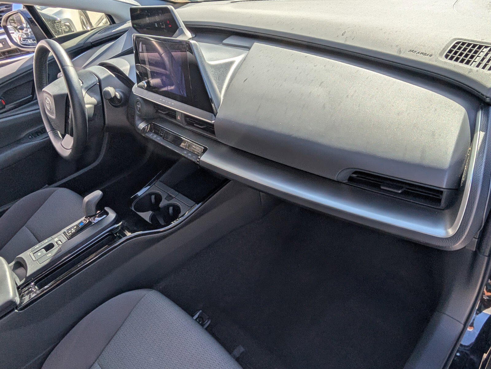 Used 2024 Toyota Prius LE image 17